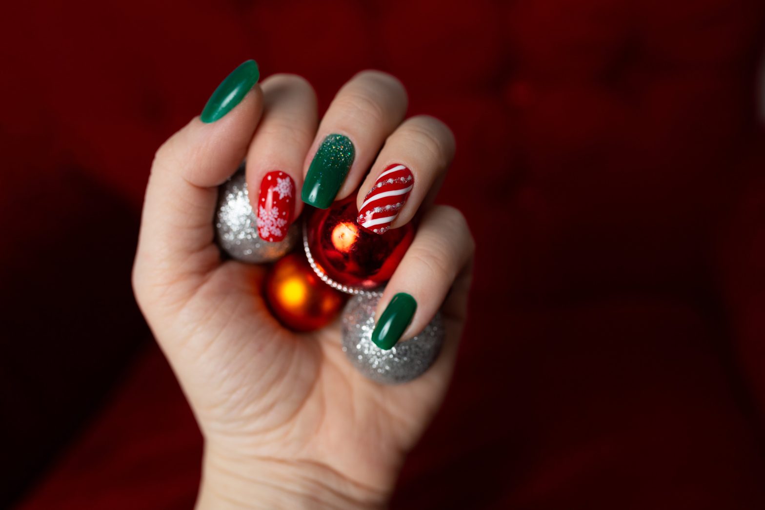 Christmas Nail Art Designs