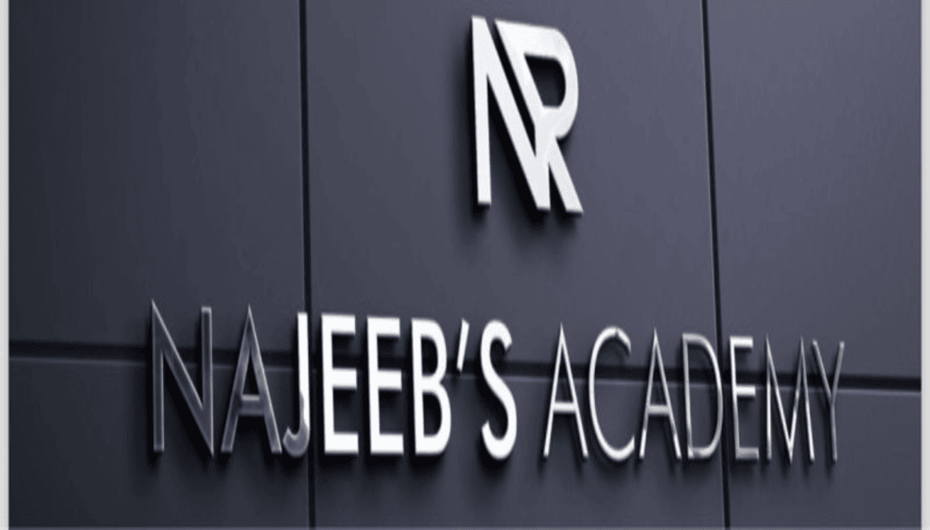 Manicurist & Pedicurist